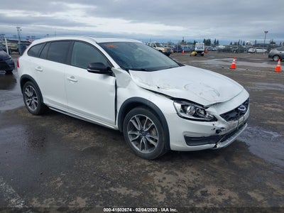 VOLVO V60 CROSS COUNTRY 2016