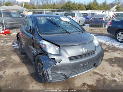 SCION IQ 2013