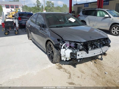 TOYOTA CAMRY 2025