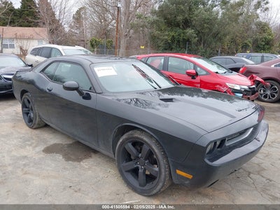 DODGE CHALLENGER 2013