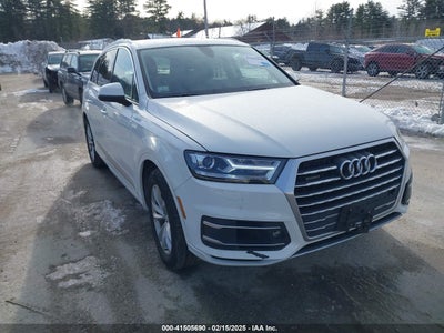 AUDI Q7 2017