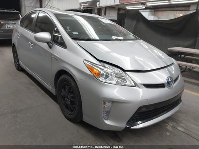 TOYOTA PRIUS 2015