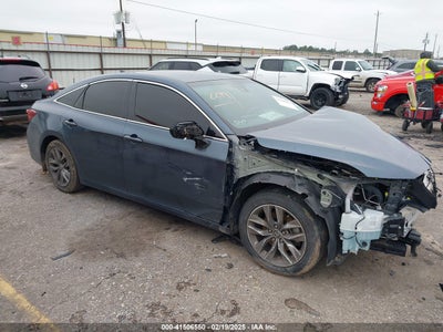 TOYOTA AVALON 2022