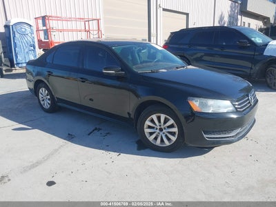 VOLKSWAGEN PASSAT 2013