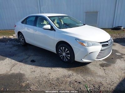 TOYOTA CAMRY 2016