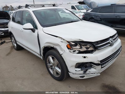 VOLKSWAGEN TOUAREG 2014
