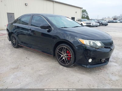 TOYOTA CAMRY 2014