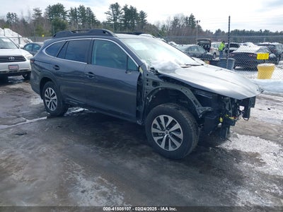 SUBARU OUTBACK 2024