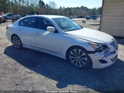 HYUNDAI GENESIS 2013