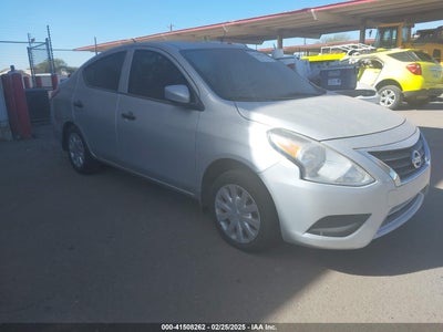 NISSAN VERSA 2017