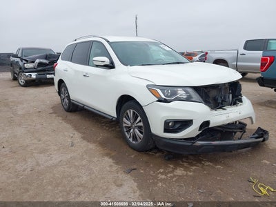 NISSAN PATHFINDER 2019
