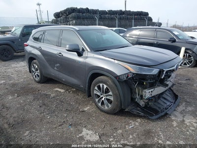 TOYOTA HIGHLANDER 2021