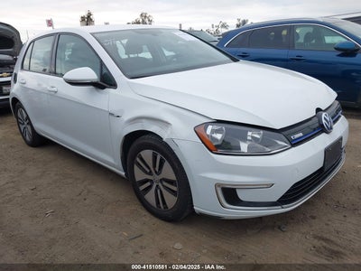 VOLKSWAGEN E-GOLF 2016