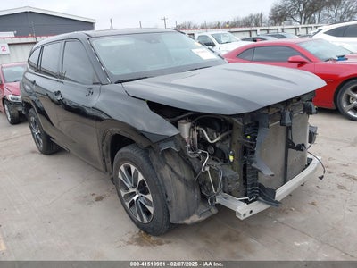 TOYOTA HIGHLANDER 2021