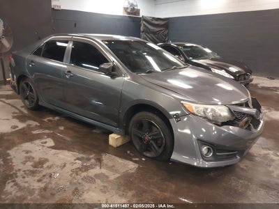TOYOTA CAMRY 2012