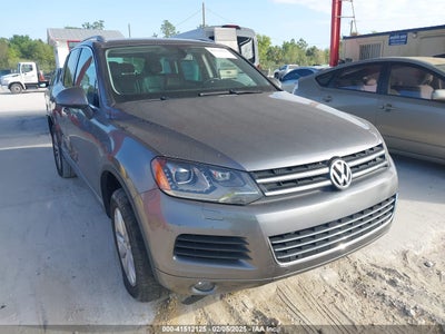 VOLKSWAGEN TOUAREG 2011