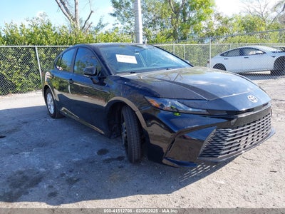 TOYOTA CAMRY 2025