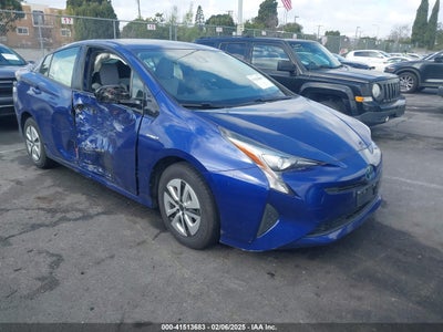 TOYOTA PRIUS 2017