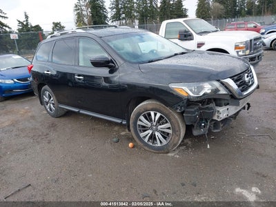 NISSAN PATHFINDER 2017