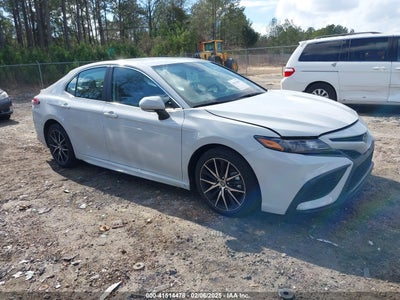 TOYOTA CAMRY 2023