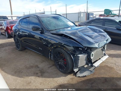 MASERATI LEVANTE 2022