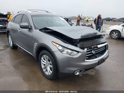 INFINITI QX70 2015