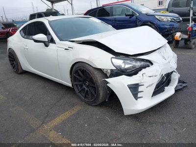 TOYOTA 86 2017