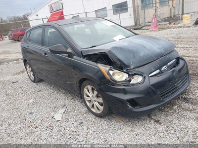 HYUNDAI ACCENT 2012
