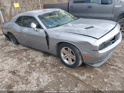 DODGE CHALLENGER 2016