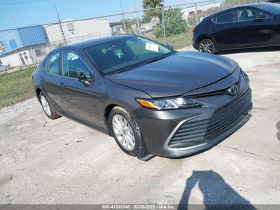 TOYOTA CAMRY 2023