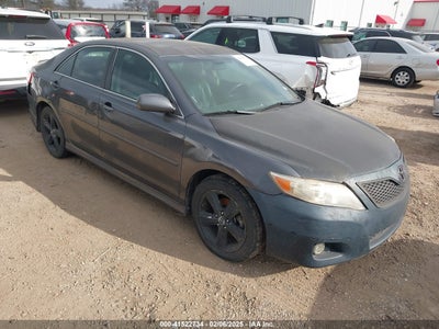 TOYOTA CAMRY 2011