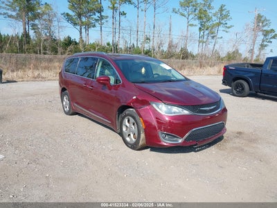 CHRYSLER PACIFICA 2017