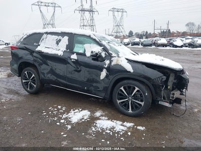 TOYOTA HIGHLANDER 2022