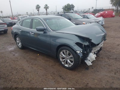 INFINITI M37 2012