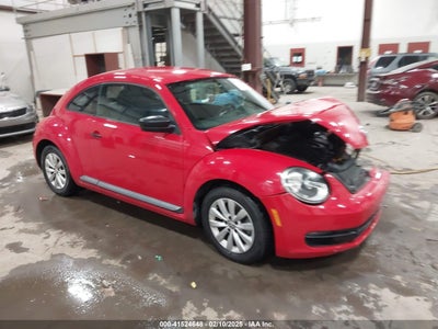 VOLKSWAGEN BEETLE 2013