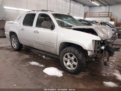CHEVROLET AVALANCHE 1500 2011