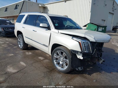 CADILLAC ESCALADE 2015