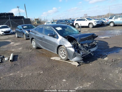 TOYOTA PRIUS 2018