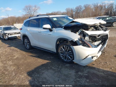 TOYOTA HIGHLANDER HYBRID 2021