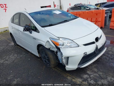 TOYOTA PRIUS 2015