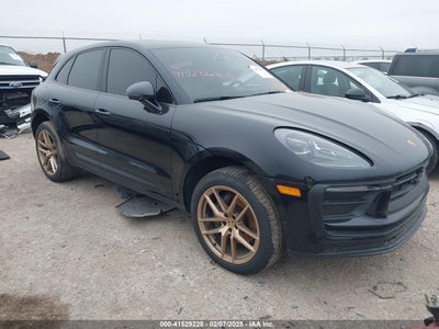 PORSCHE MACAN 2022