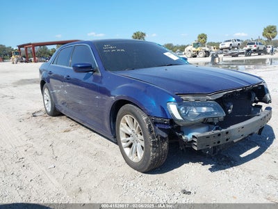 CHRYSLER 300 2017
