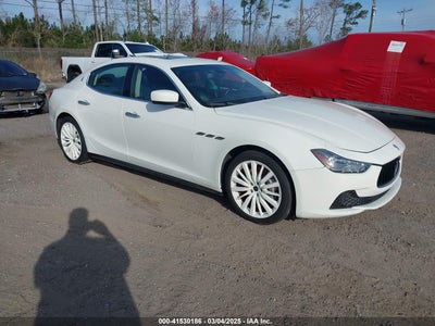 MASERATI GHIBLI 2015