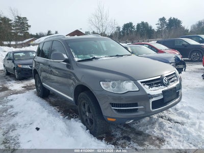 VOLKSWAGEN TOUAREG 2010