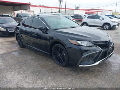 TOYOTA CAMRY 2021