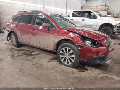 SUBARU OUTBACK 2016