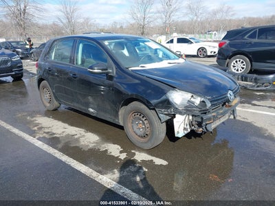 VOLKSWAGEN GOLF 2011