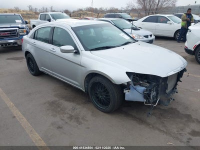 CHRYSLER 200 2012