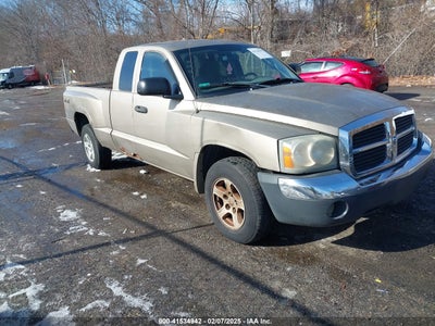 DODGE DAKOTA 2005