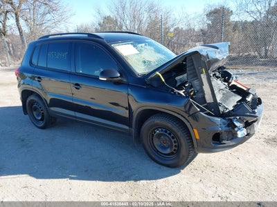 VOLKSWAGEN TIGUAN 2015